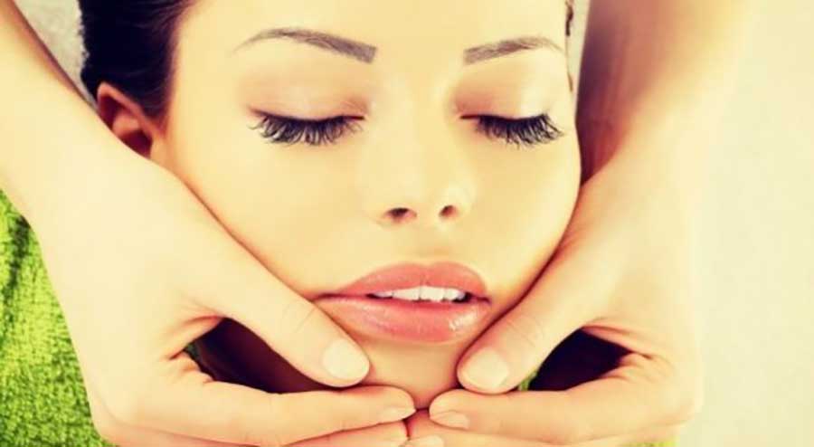 acupressure face massage